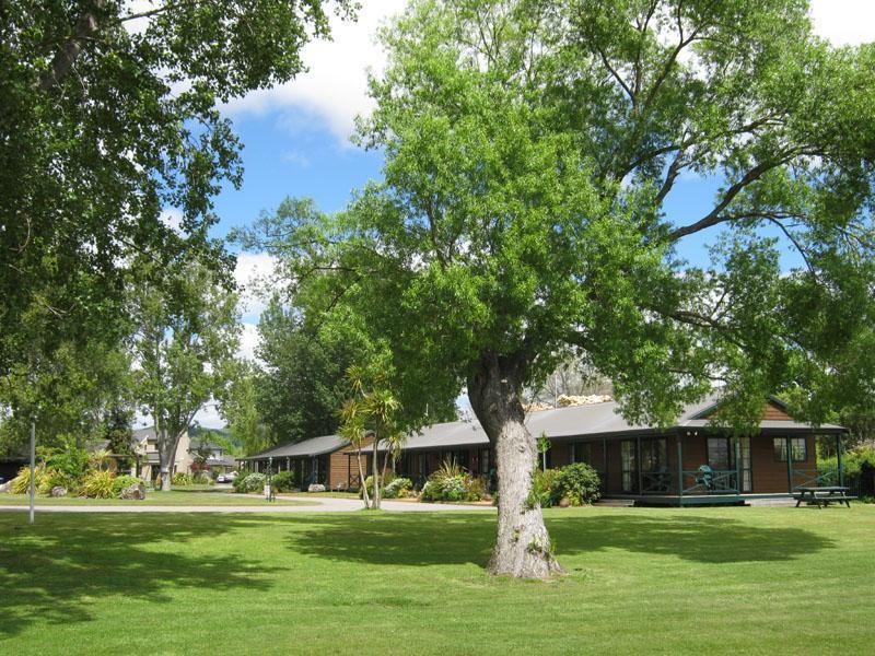 Cedarwood Lakeside Motel & Conference Venue Rotorua Eksteriør billede